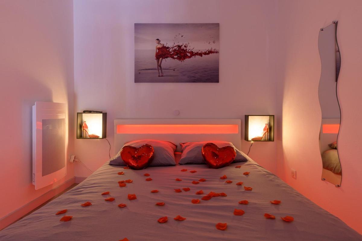 Love Room - Suite Romantique Avec Spa Privatif Le Puy-en-Velay Exterior foto